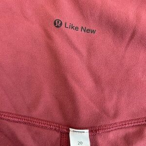Lululemon Like New Cropped Leggings - Mulled Wine